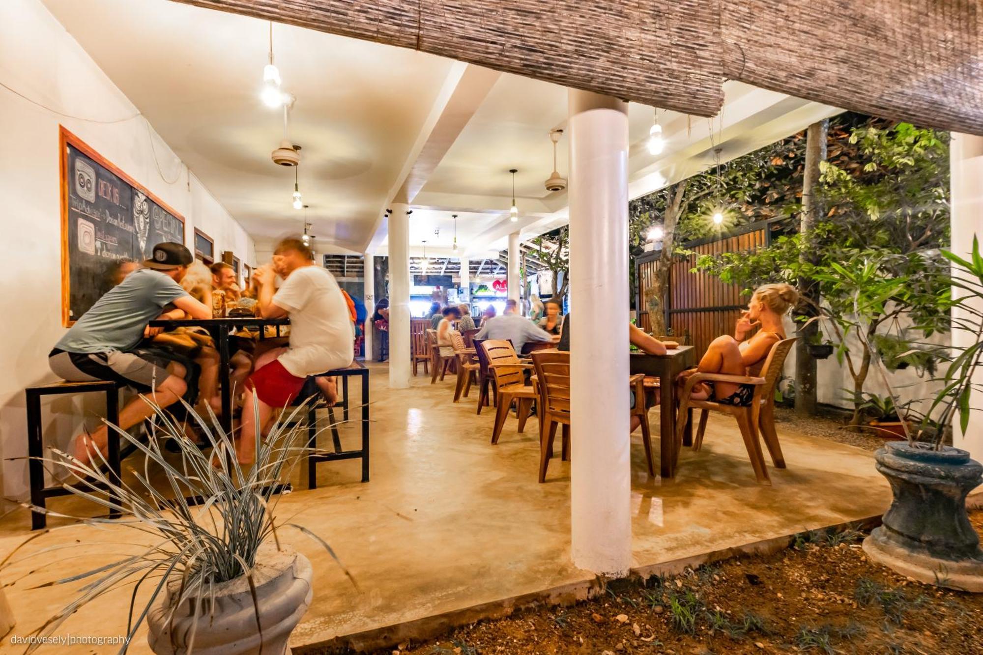 Dorian Guest House And Restaurant เวลิกามา ภายนอก รูปภาพ
