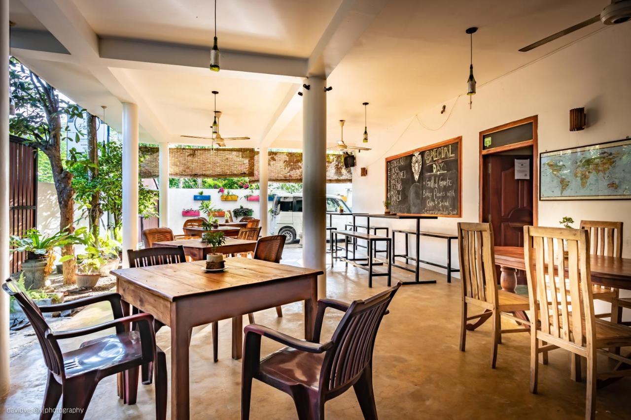 Dorian Guest House And Restaurant เวลิกามา ภายนอก รูปภาพ