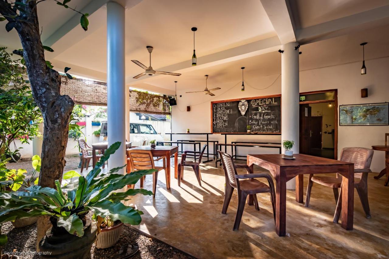 Dorian Guest House And Restaurant เวลิกามา ภายนอก รูปภาพ